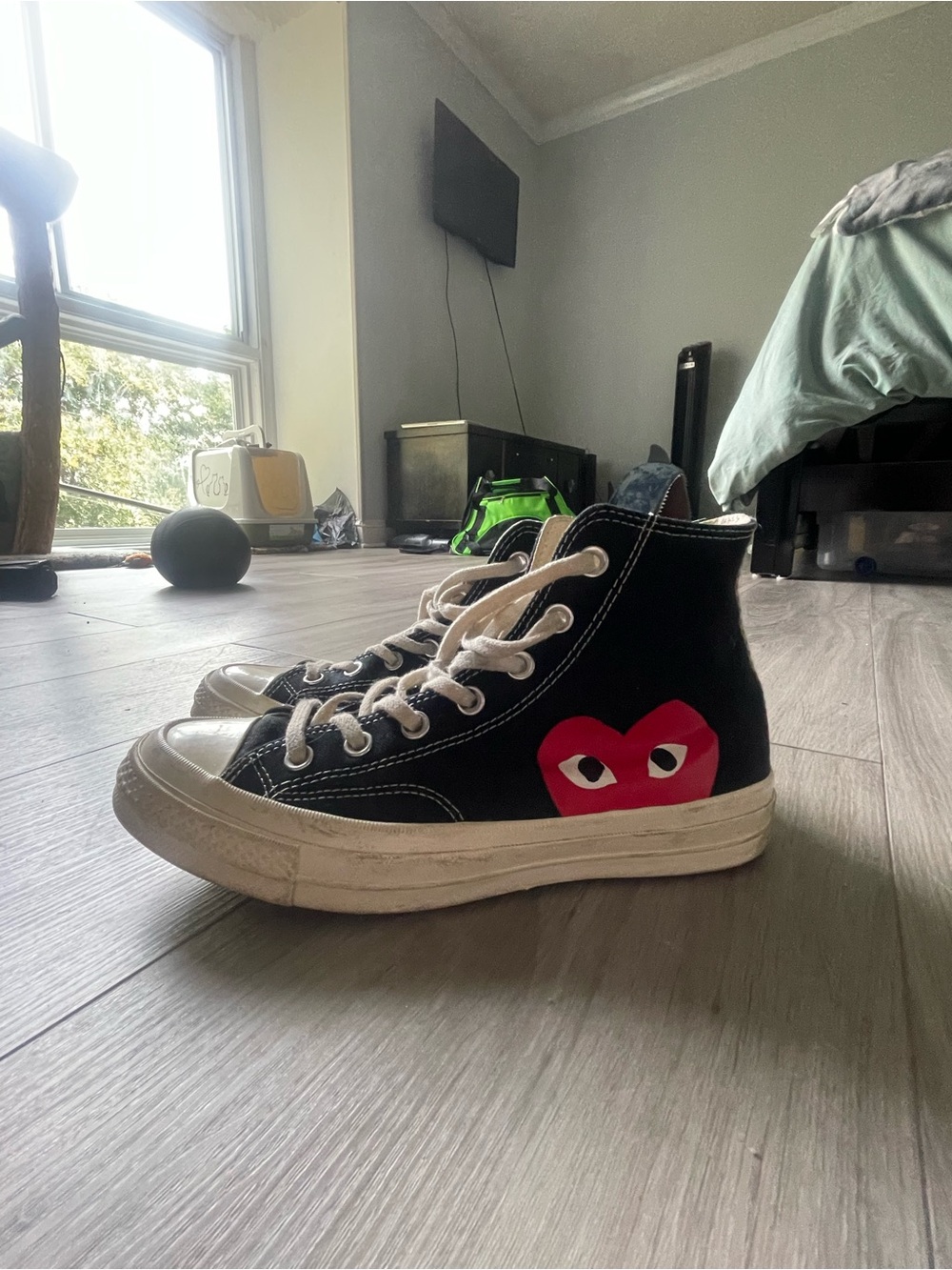 Women’s converse
